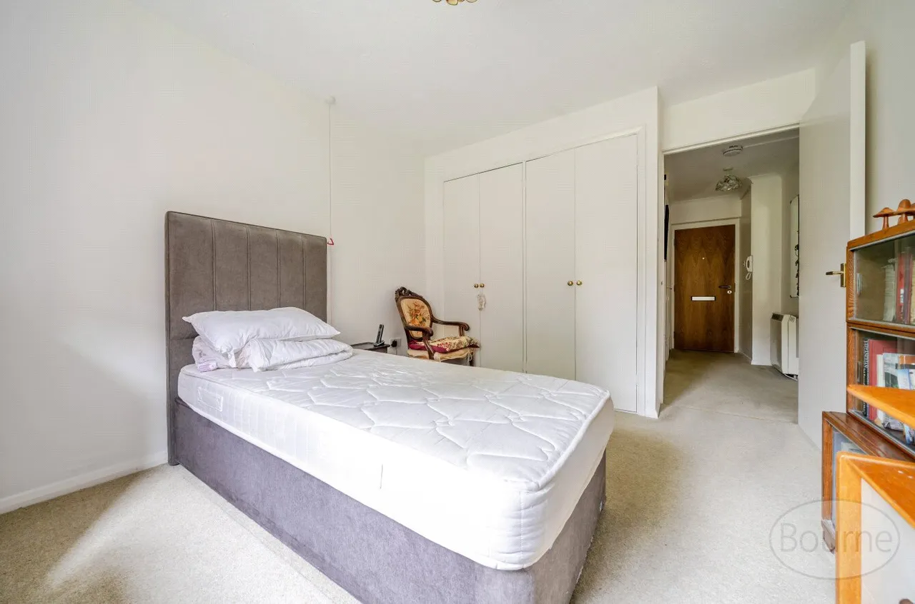 Hylton Road, Petersfield, GU32, photo 9