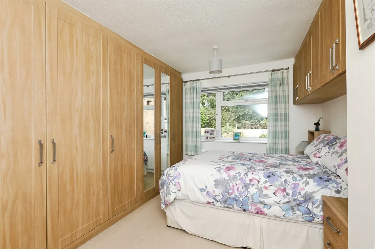 Edinburgh Drive, North Anston, SHEFFIELD, photo 9