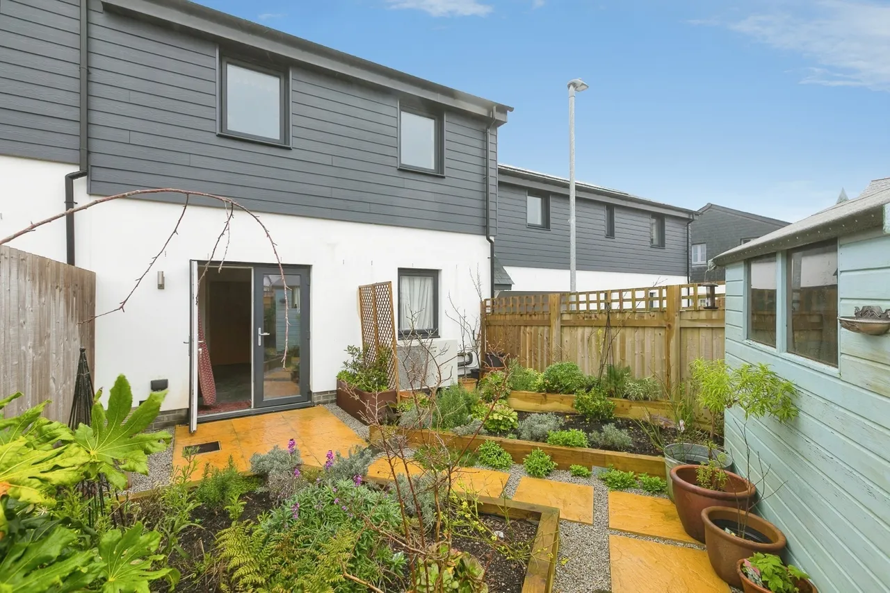 2 bed house for sale, Cupid Drive, Tolgus, TR15