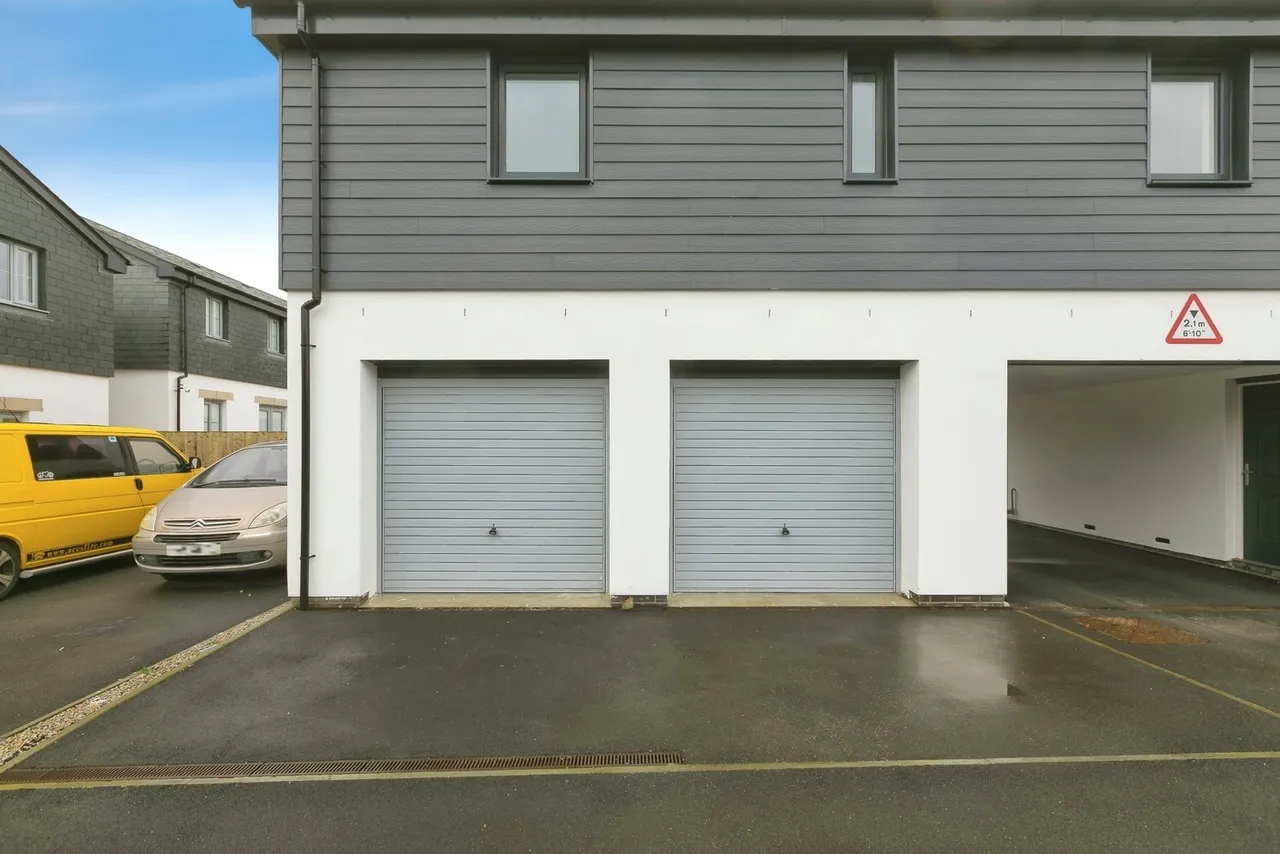 Cupid Drive, Tolgus, TR15, photo 13
