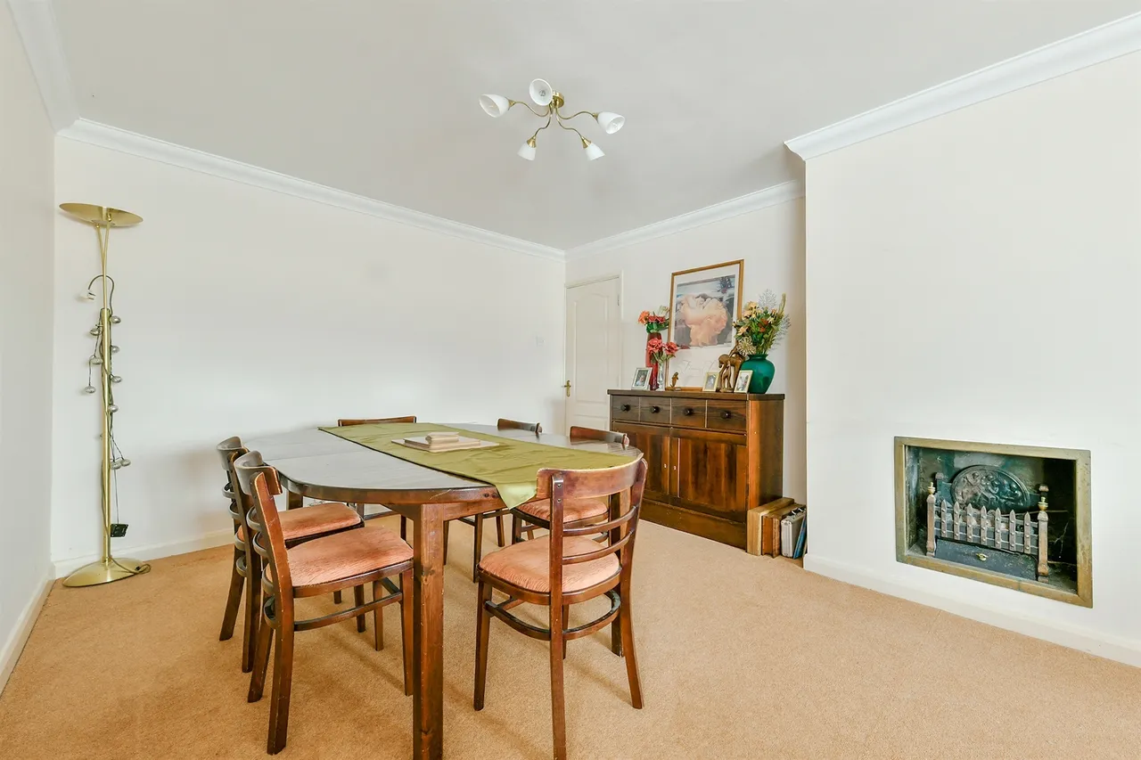 New Walk, Shillington, SG5, photo 11