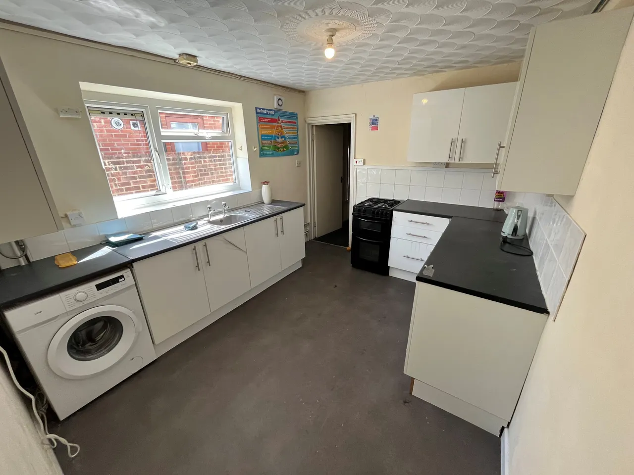 Livingstone Road, Portswood, SO14, photo 2