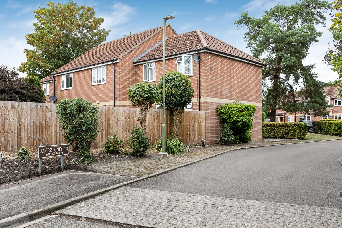 Garden Close, Didcot, photo 12