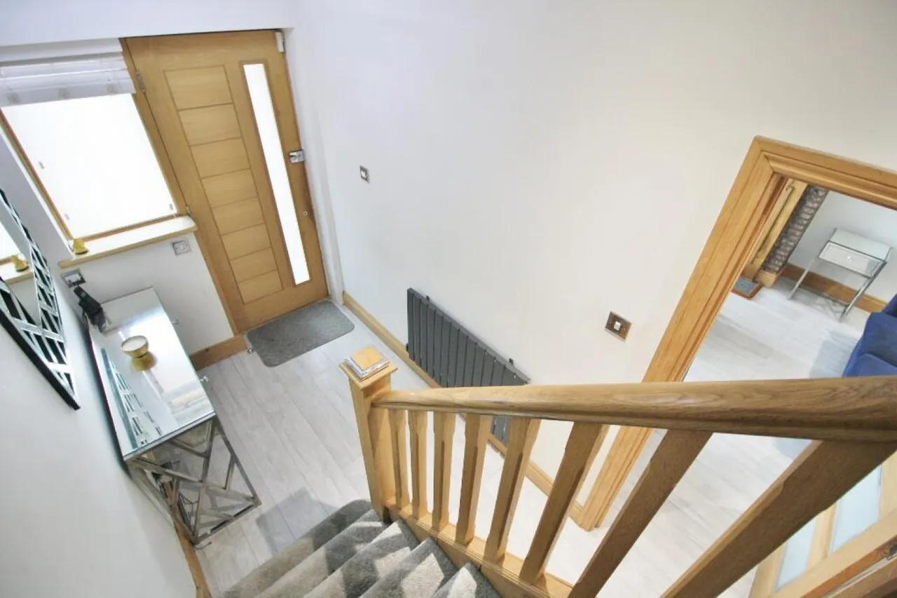 Brentwood Road, Romford, RM2, photo 22