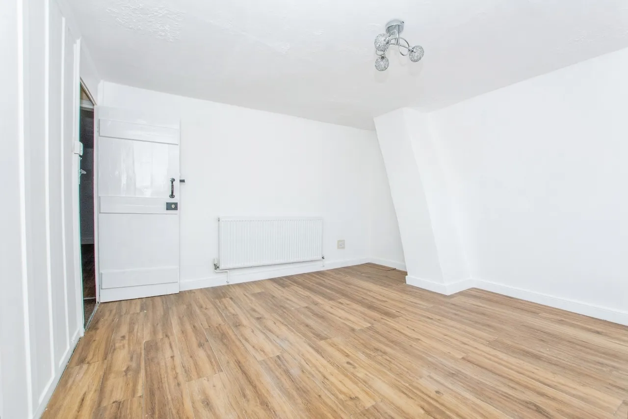 Albert Street, Holbeach, Spalding, Lincolnshire, PE12, photo 9