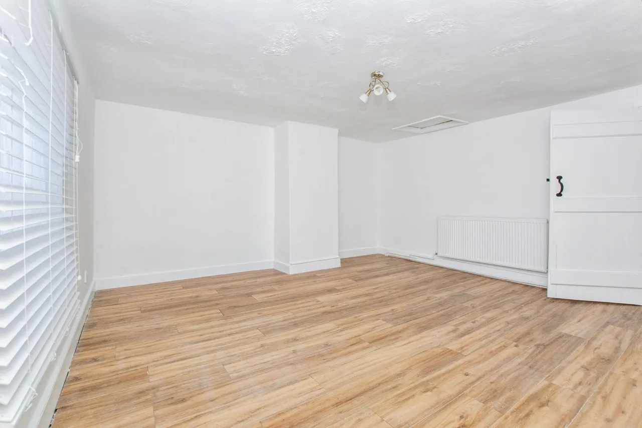 Albert Street, Holbeach, Spalding, Lincolnshire, PE12, photo 16