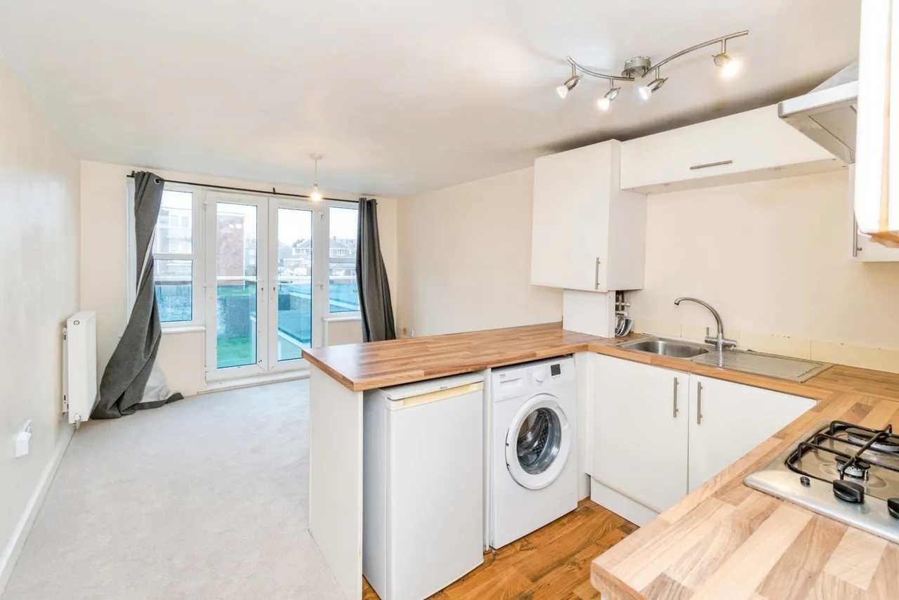 Millbrook Road East, Southampton, SO15, photo 6