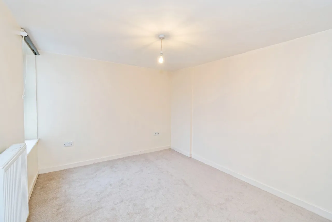 Millbrook Road East, Southampton, SO15, photo 10