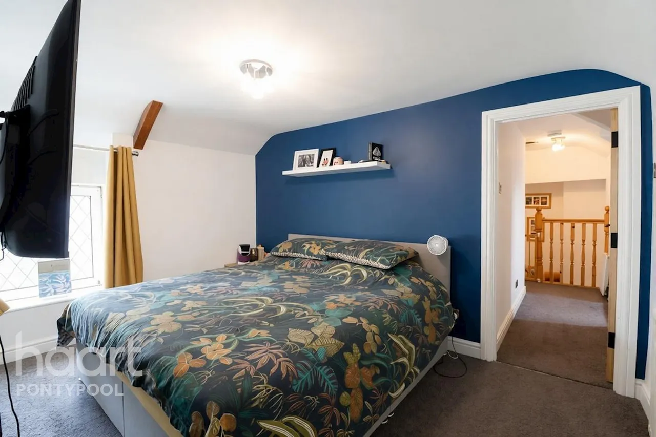 St Lukes Road, Pontypool, NP4, photo 10