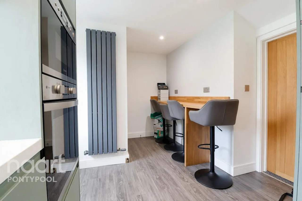 St Lukes Road, Pontypool, NP4, photo 7