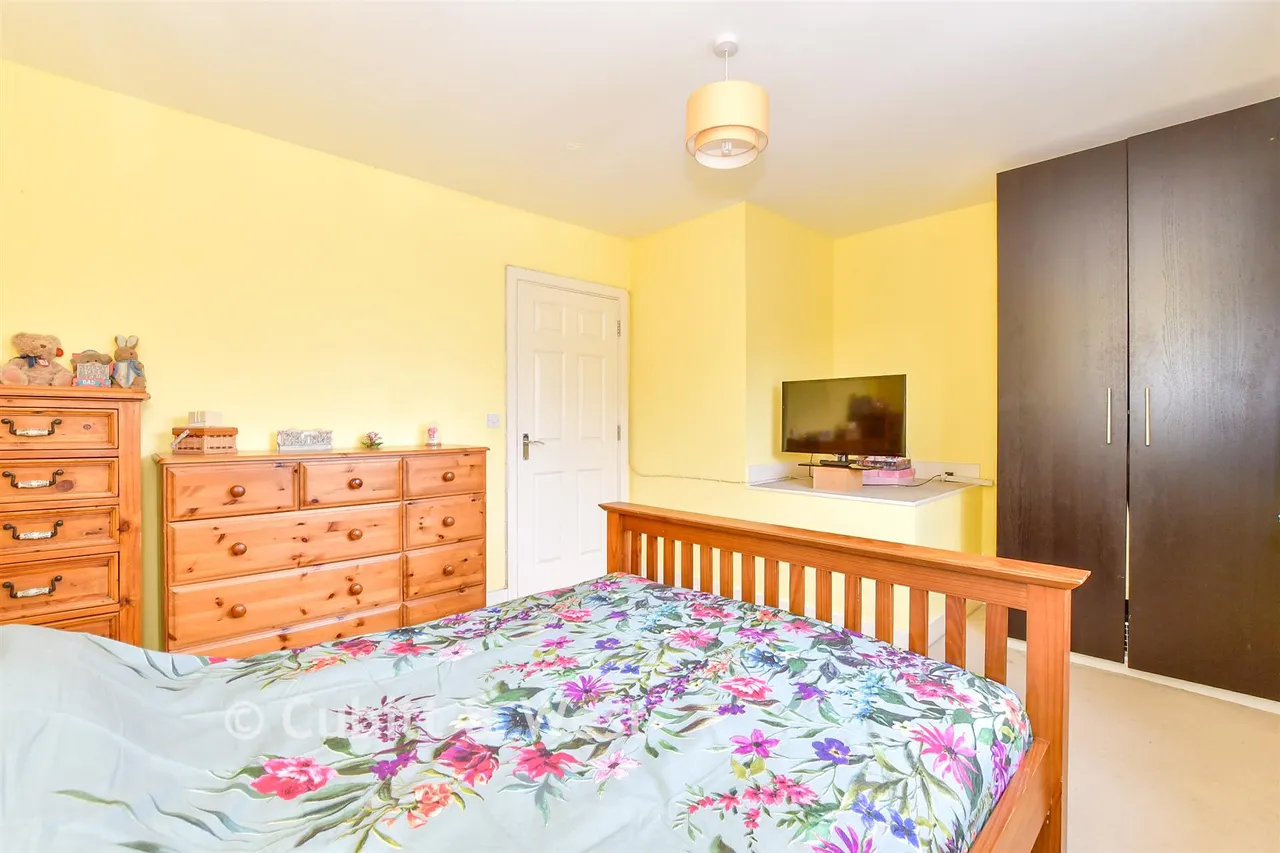 Hazel Copse, Hambrook, PO18, photo 8