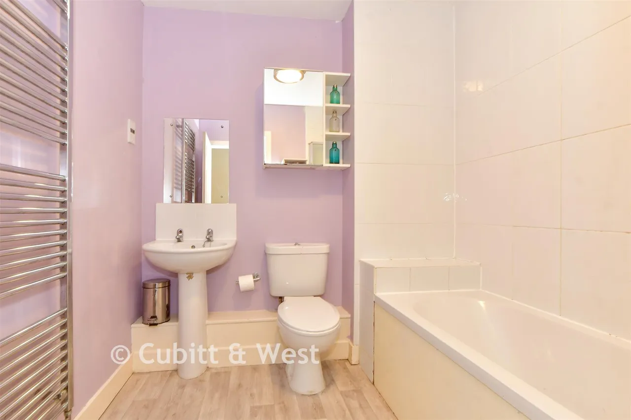 Hazel Copse, Hambrook, PO18, photo 10