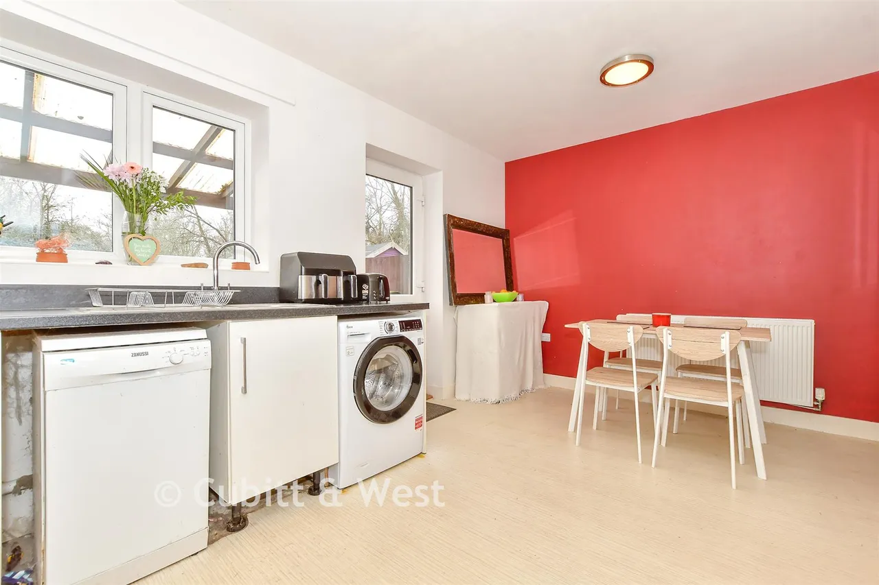 Hazel Copse, Hambrook, PO18, photo 7