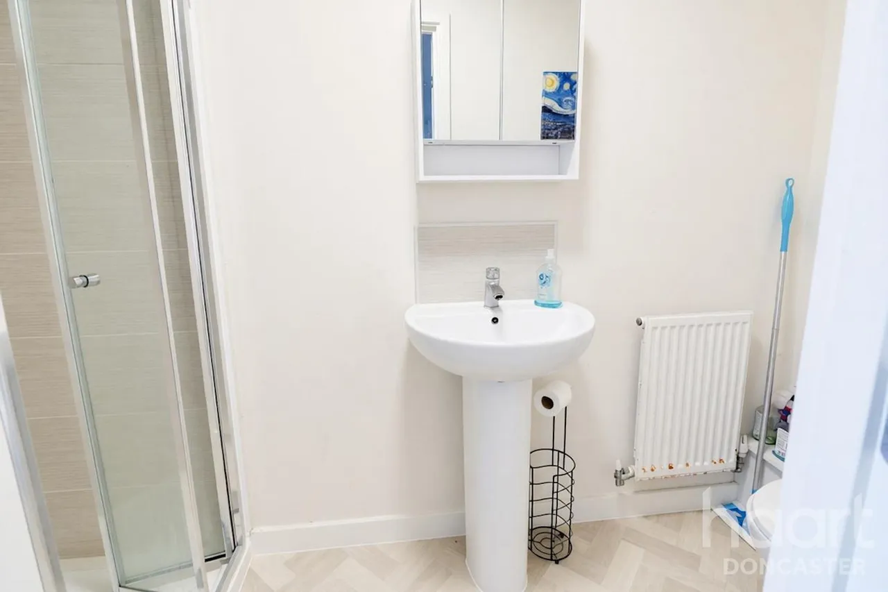 Blossom Crescent, Balby, DN4, photo 13