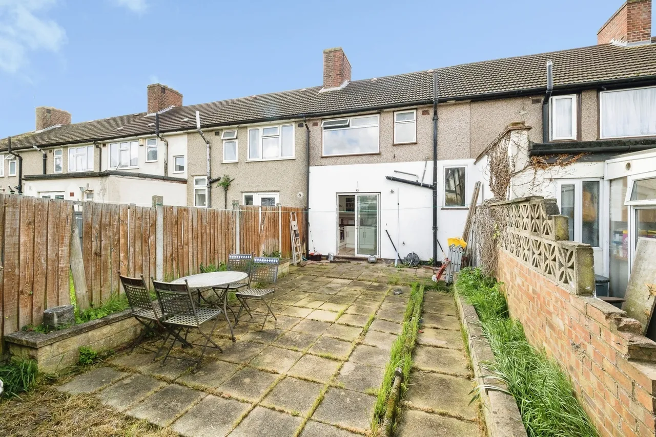 Bainbridge Road, Dagenham, RM9, photo 17