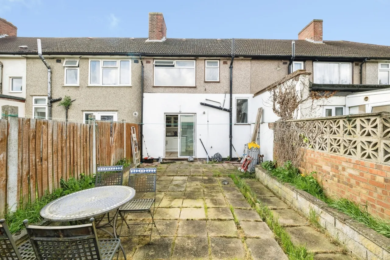 Bainbridge Road, Dagenham, RM9, photo 8