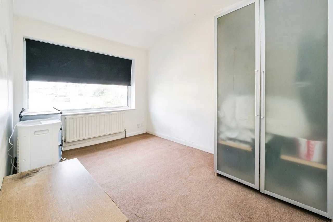 Bainbridge Road, Dagenham, RM9, photo 7