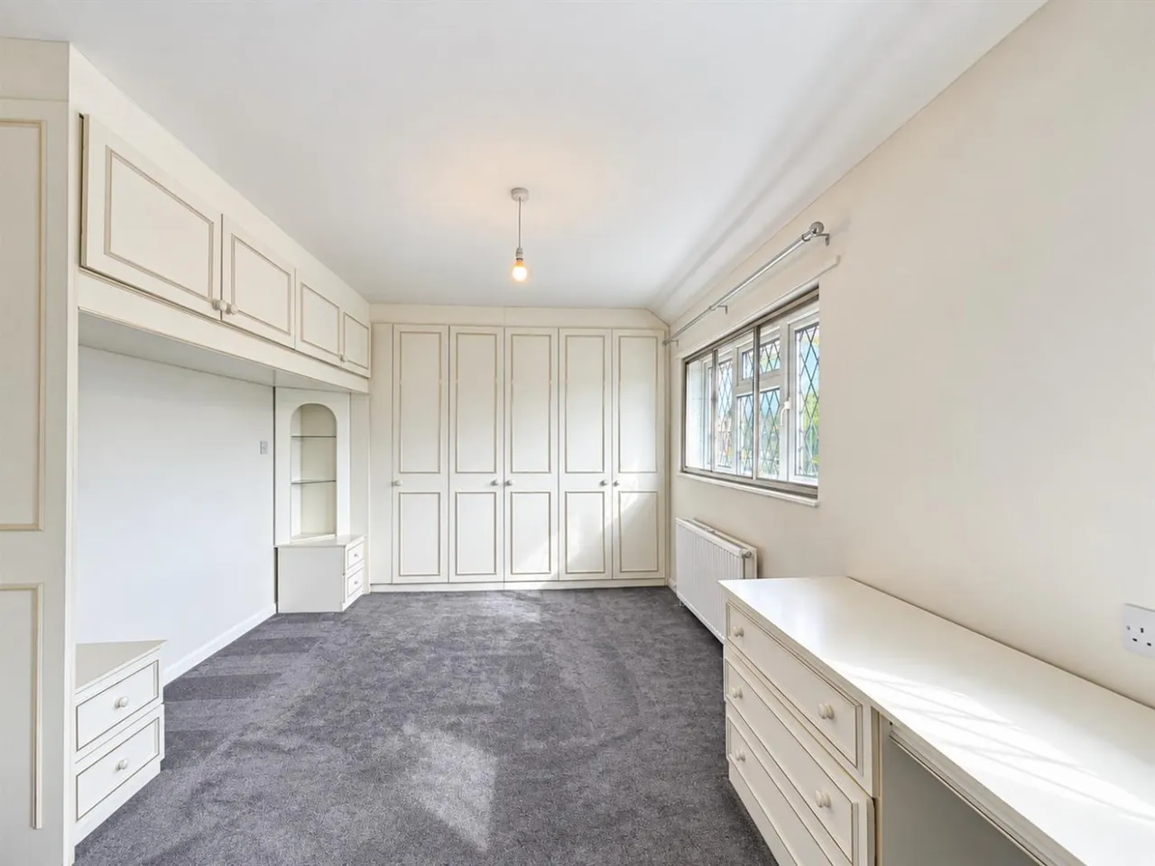 End Terrace, Stanwell, TW19, photo 10