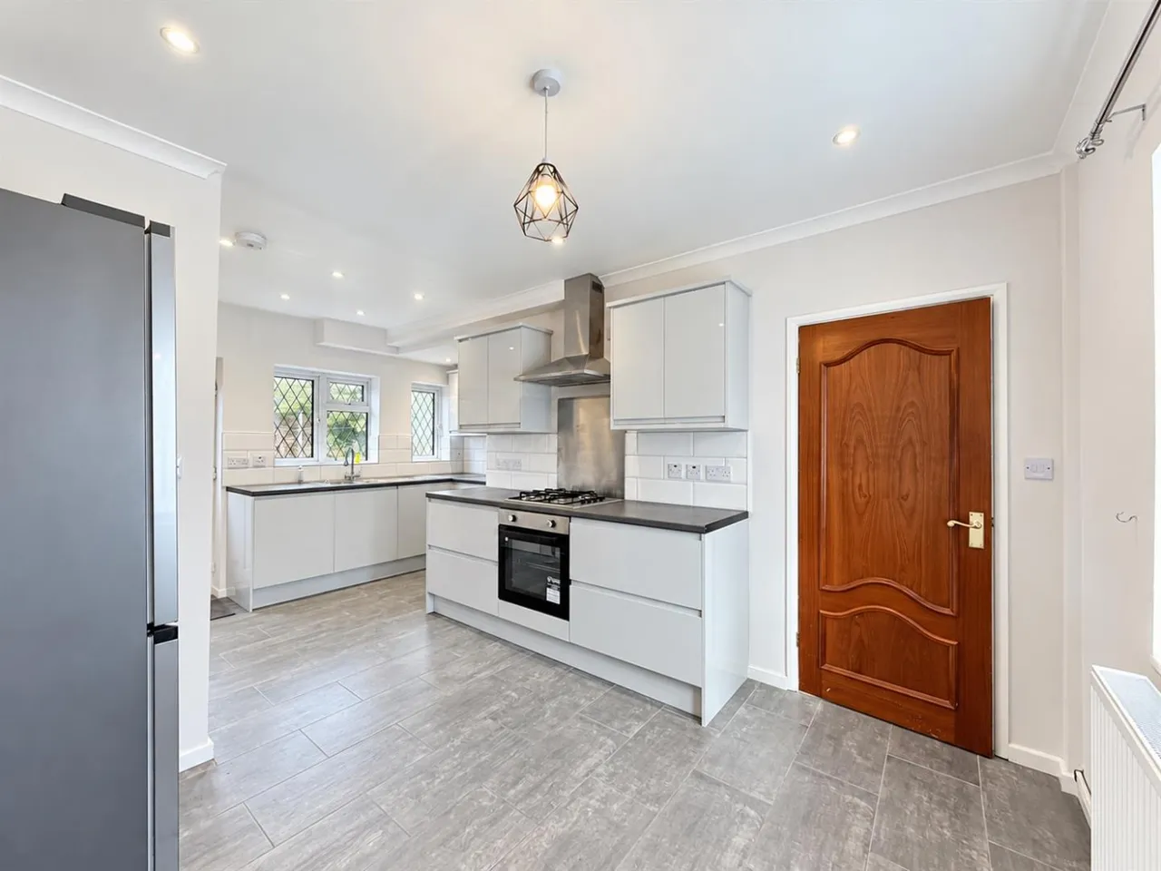 End Terrace, Stanwell, TW19, photo 2