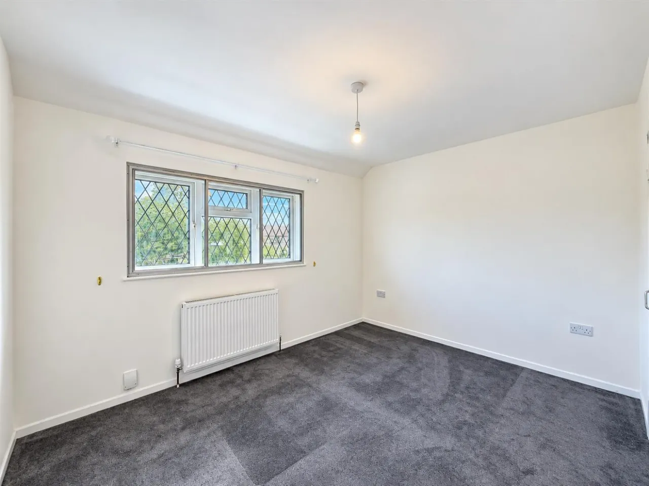 End Terrace, Stanwell, TW19, photo 8