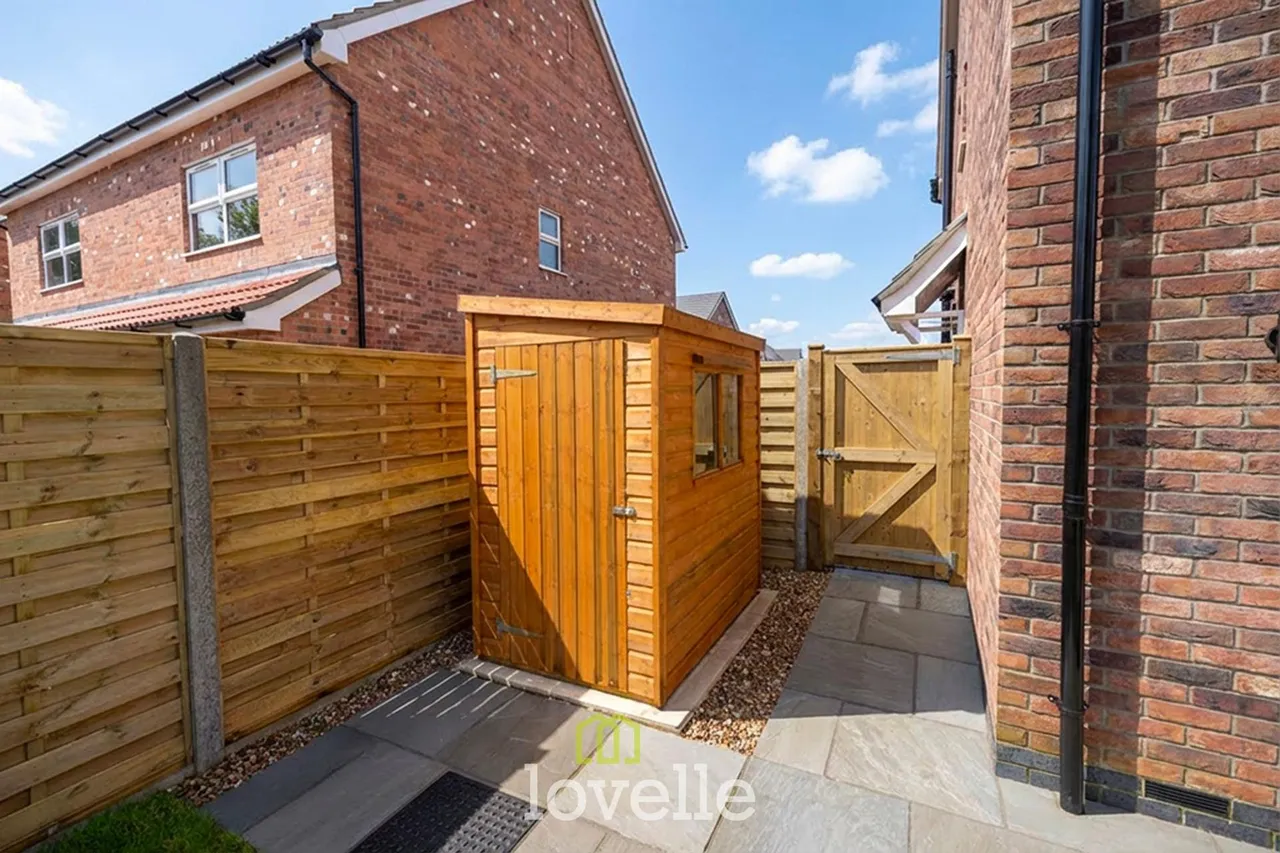 Harewood Way, Grimsby, DN32, photo 16