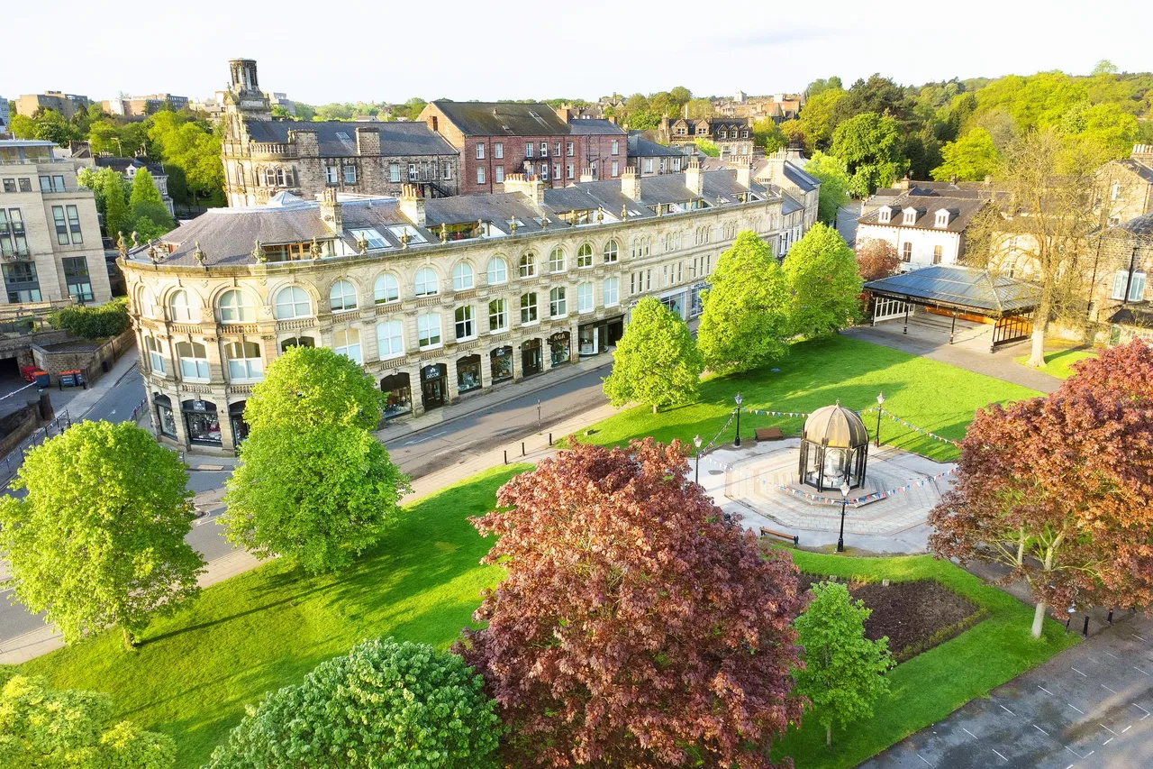 2 bed flat for sale, Crescent Road, Harrogate, HG1