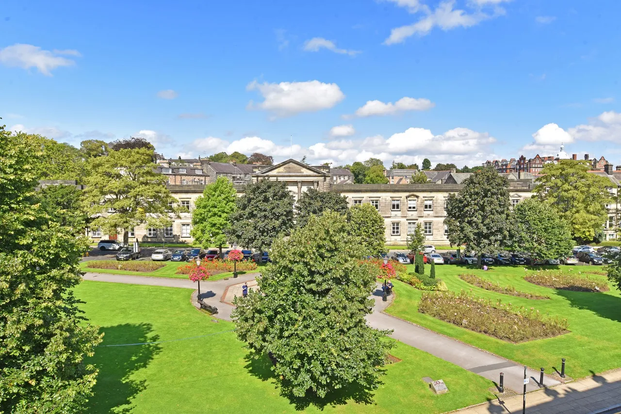 Crescent Road, Harrogate, HG1, photo 5