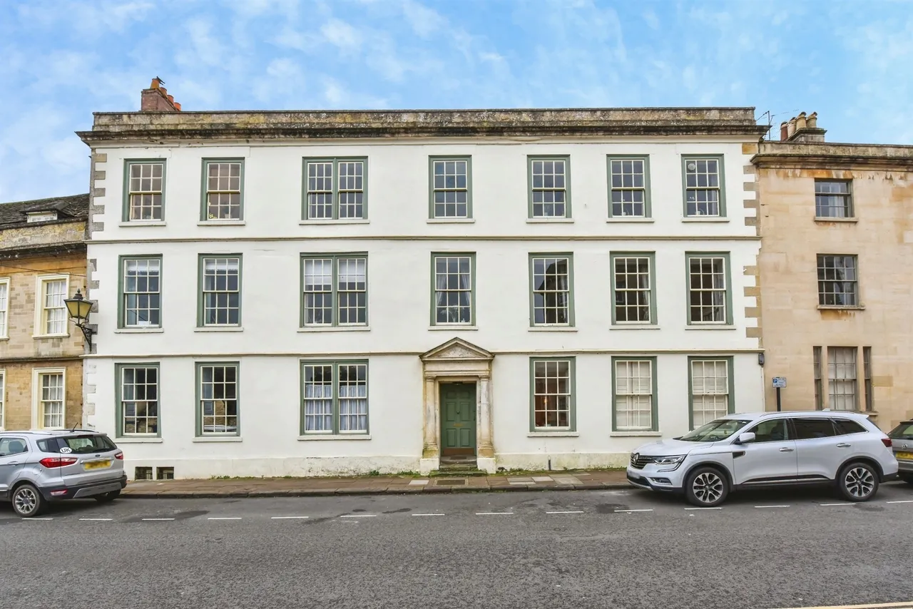 2 bed flat for sale — St. Mary Street, Chippenham