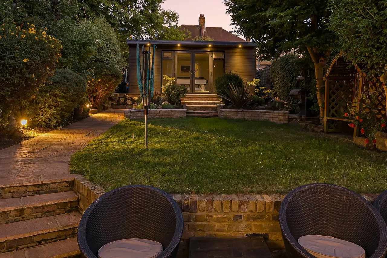 Greenvale Road, Eltham, photo 48