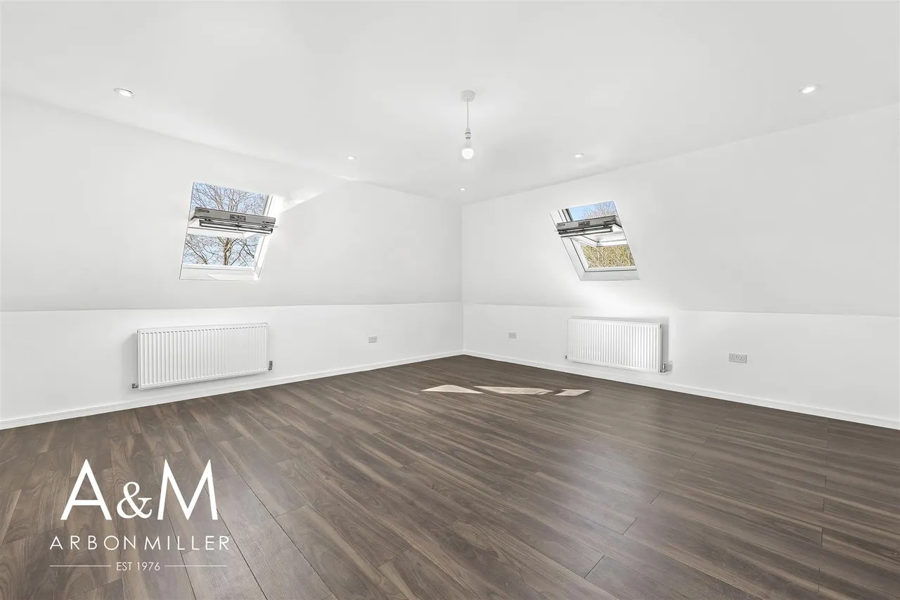Heath Park Road, Romford, Essex, RM25UB, photo 16