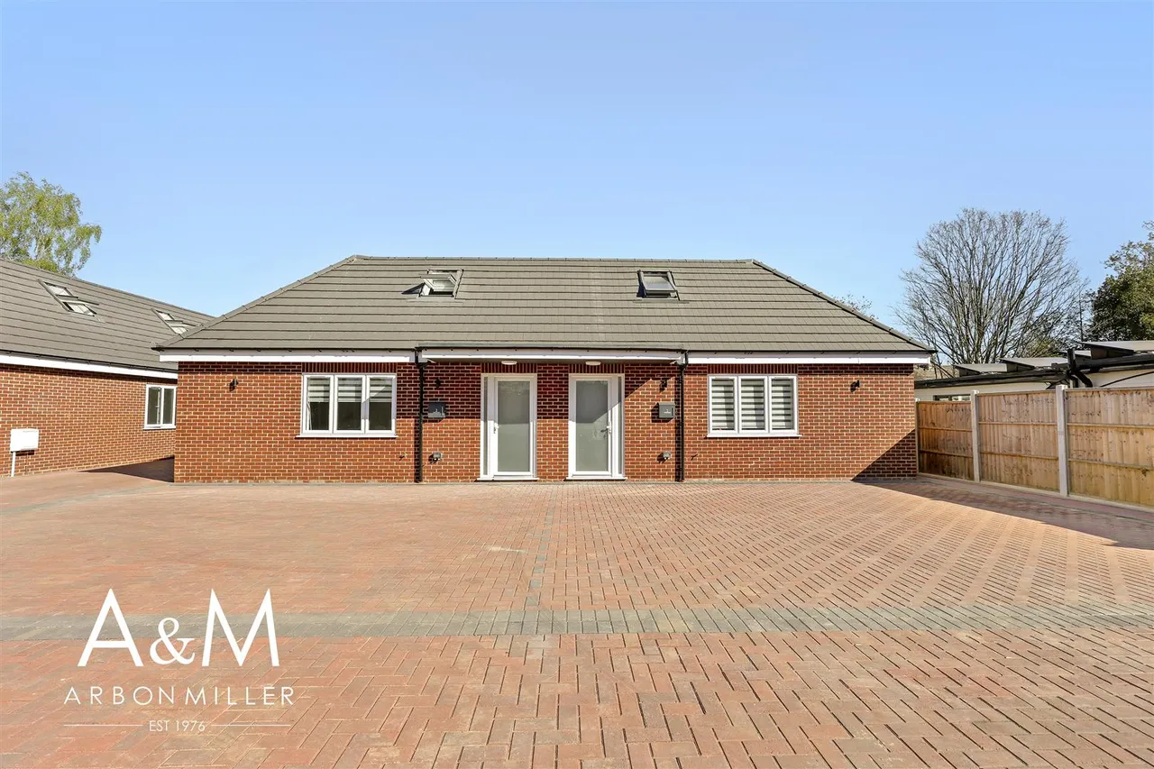 Heath Park Road, Romford, Essex, RM25UB, photo 28