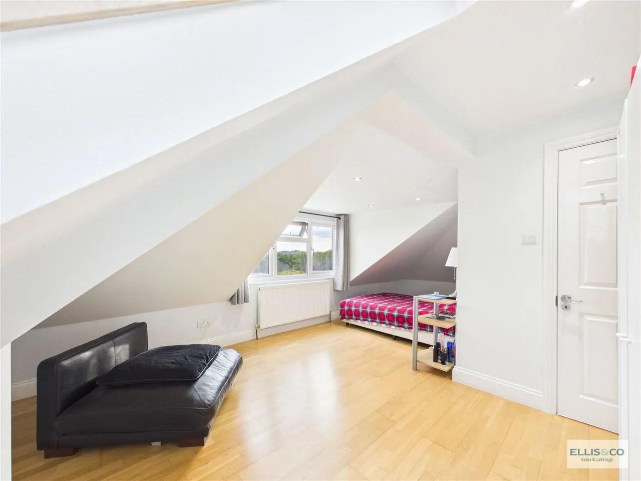 Mount Stewart Avenue, Kenton, HA3, photo 12
