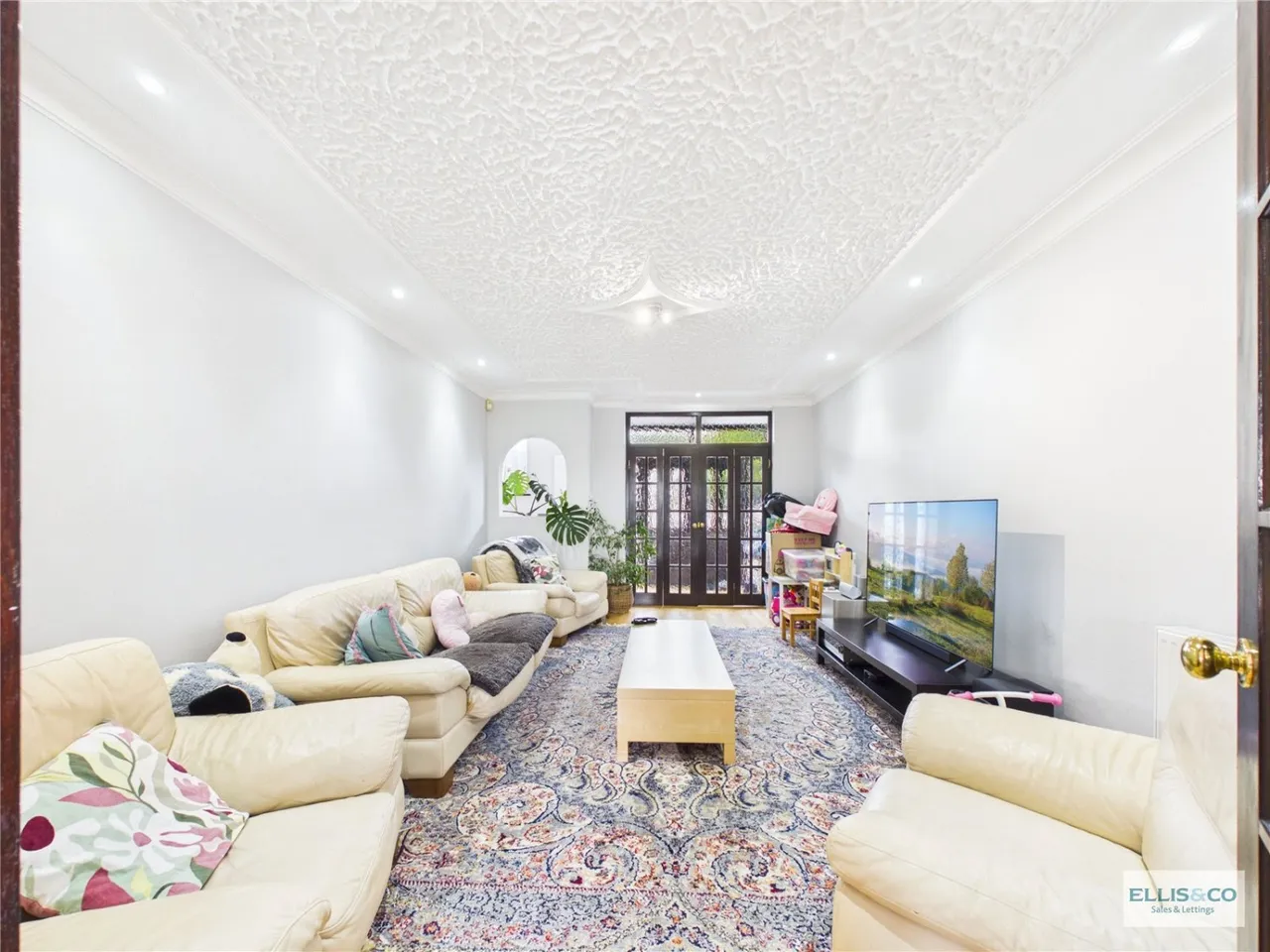 Mount Stewart Avenue, Kenton, HA3, photo 6