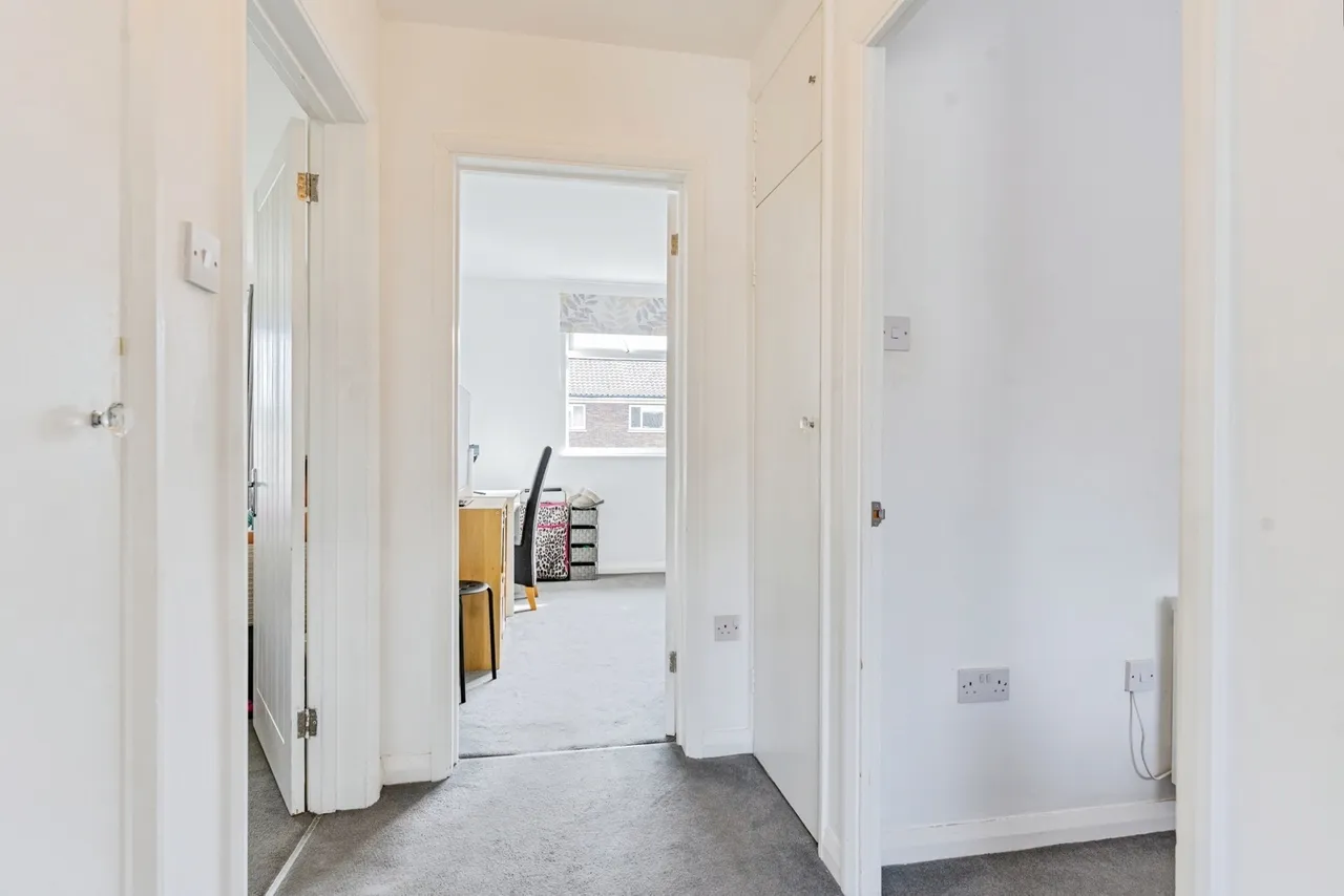 Addiscombe Road, Croydon, CR0, photo 12