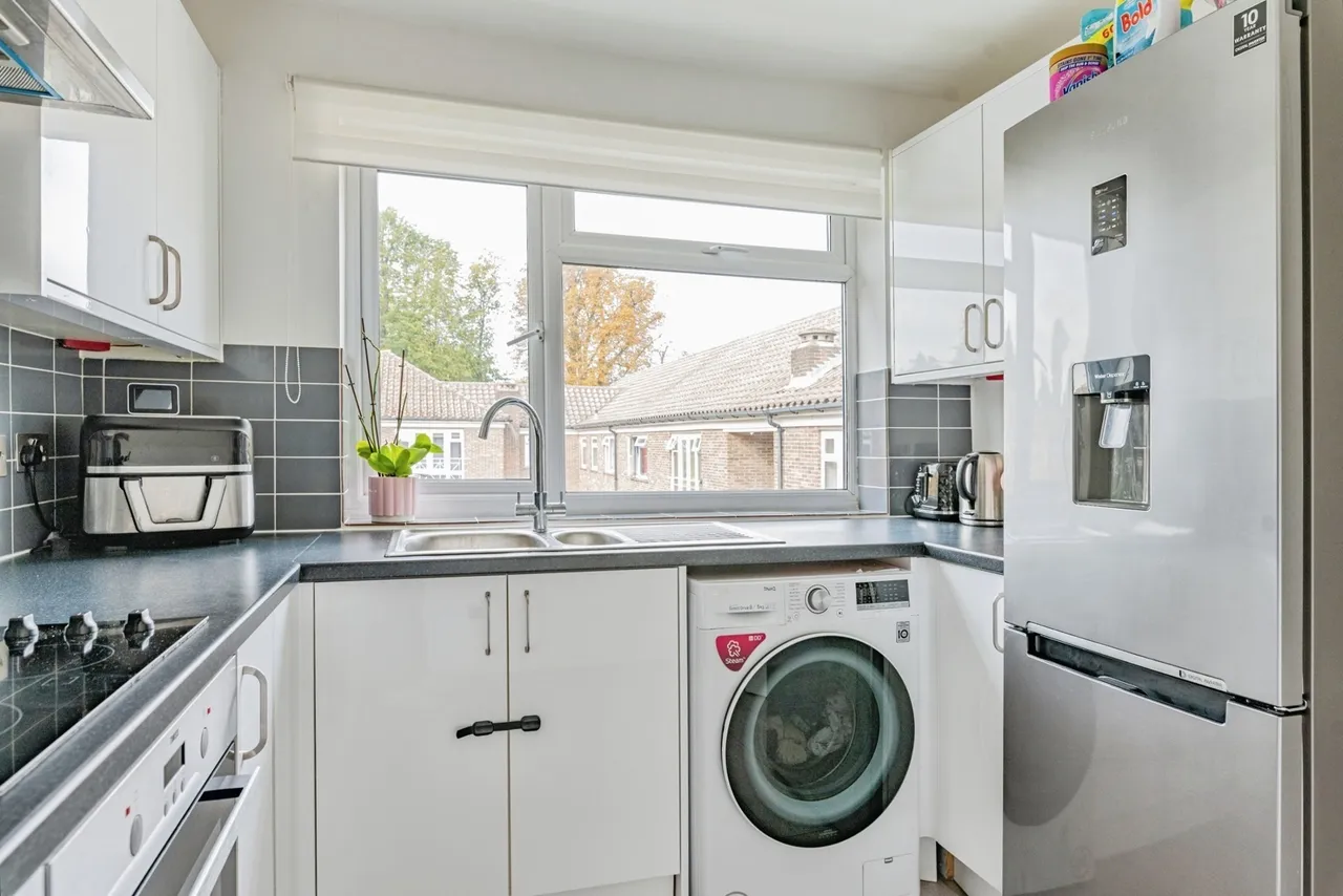 Addiscombe Road, Croydon, CR0, photo 4