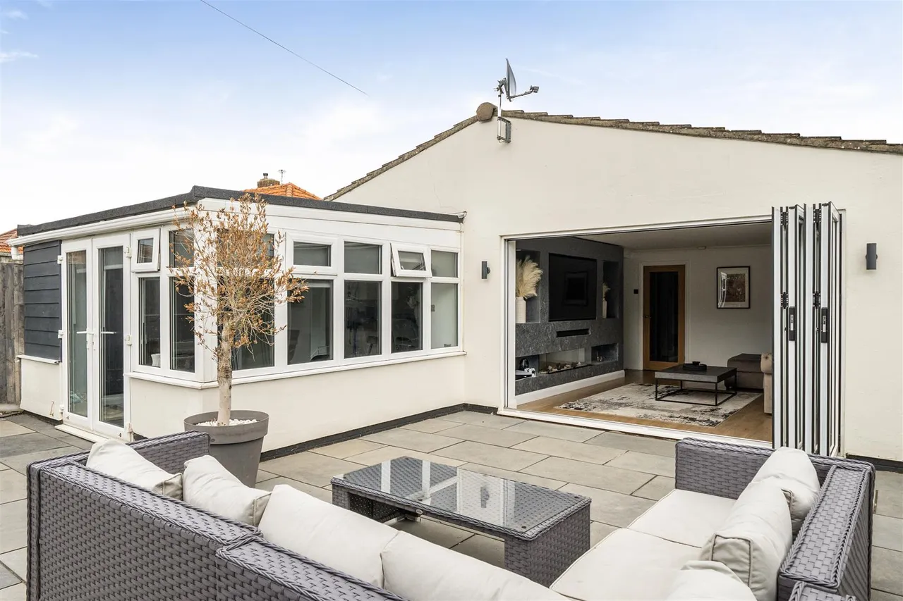 Newgate Lane, Fareham, photo 8