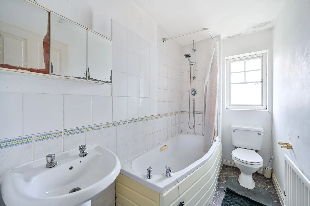 9 Baldwin Gardens, Hounslow, photo 3
