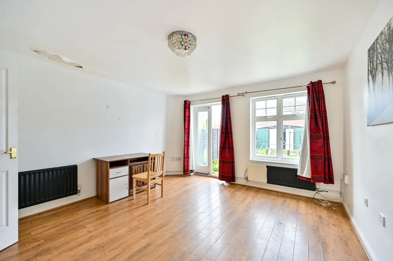 9 Baldwin Gardens, Hounslow, photo 7