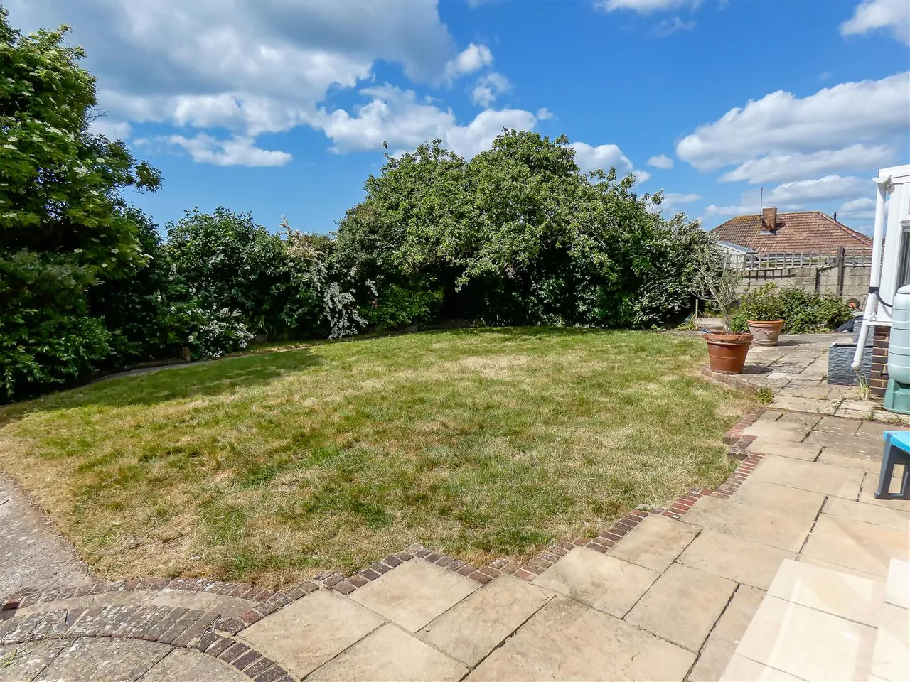 Chaucer Avenue, Rustington, photo 20