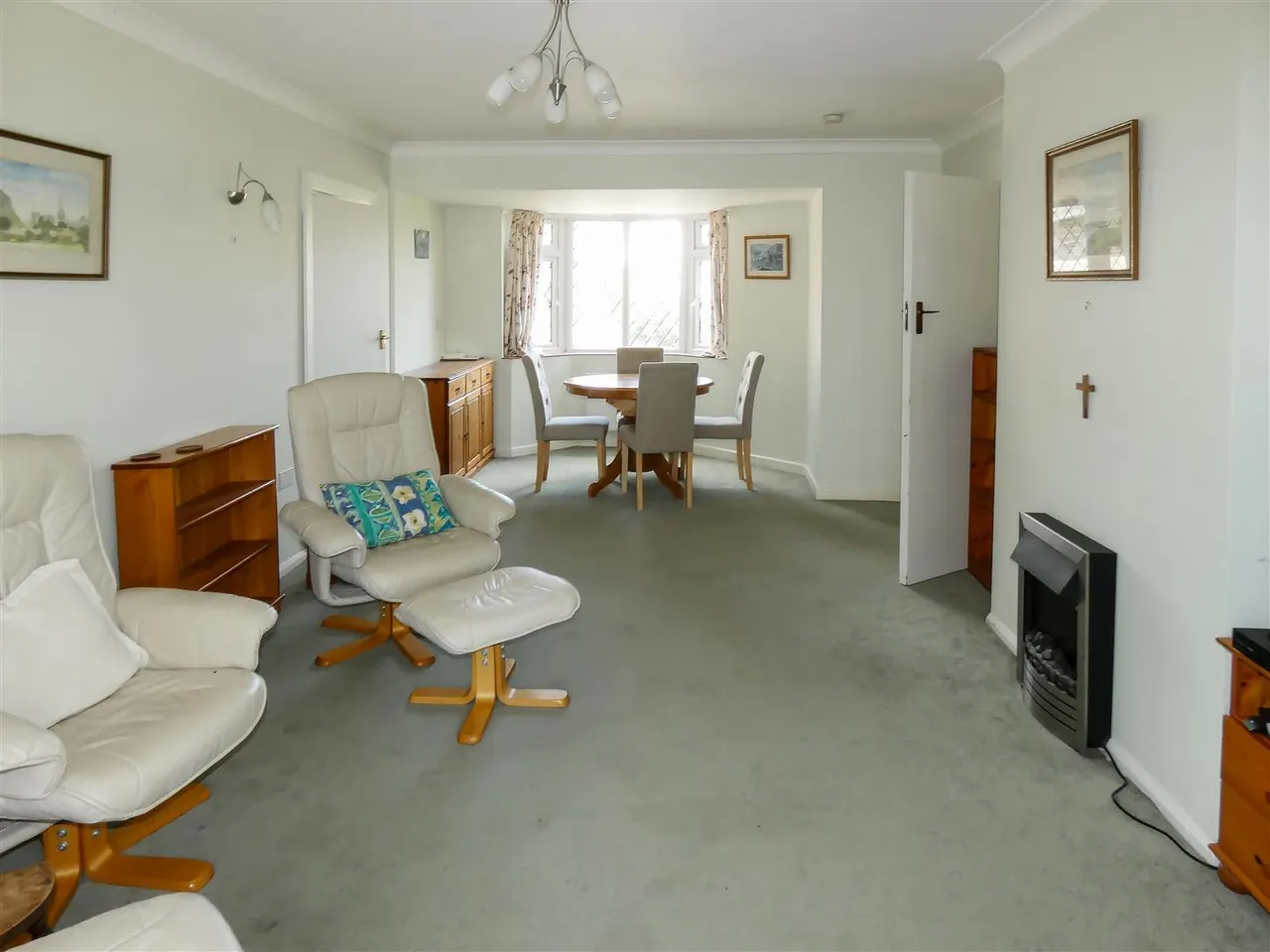 Chaucer Avenue, Rustington, photo 12