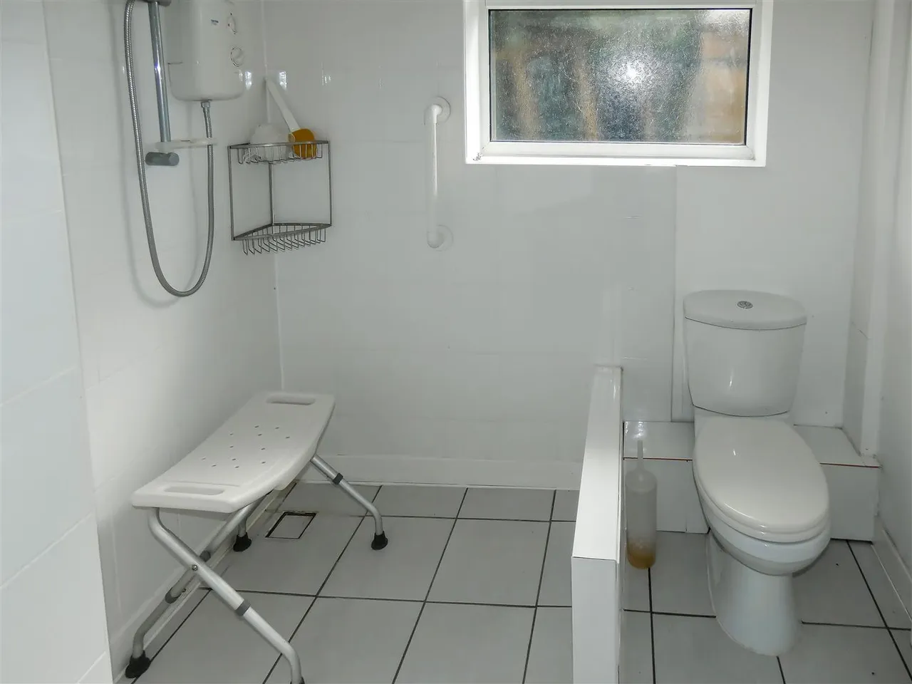 Chaucer Avenue, Rustington, photo 14