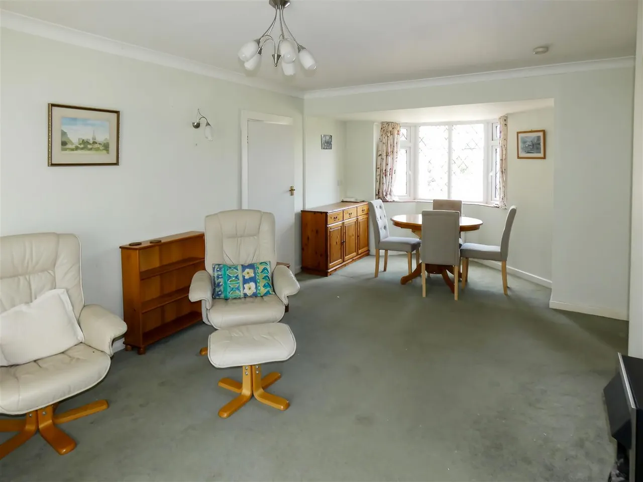 Chaucer Avenue, Rustington, photo 16