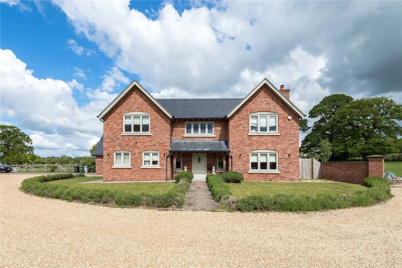 4 bed property for sale, Messuage Lane, Lower Withington, SK11