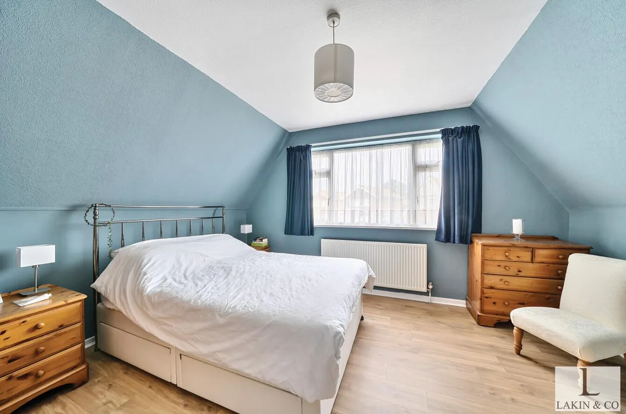 Ashbury Drive, Ickenham, UB10 8BN, photo 5