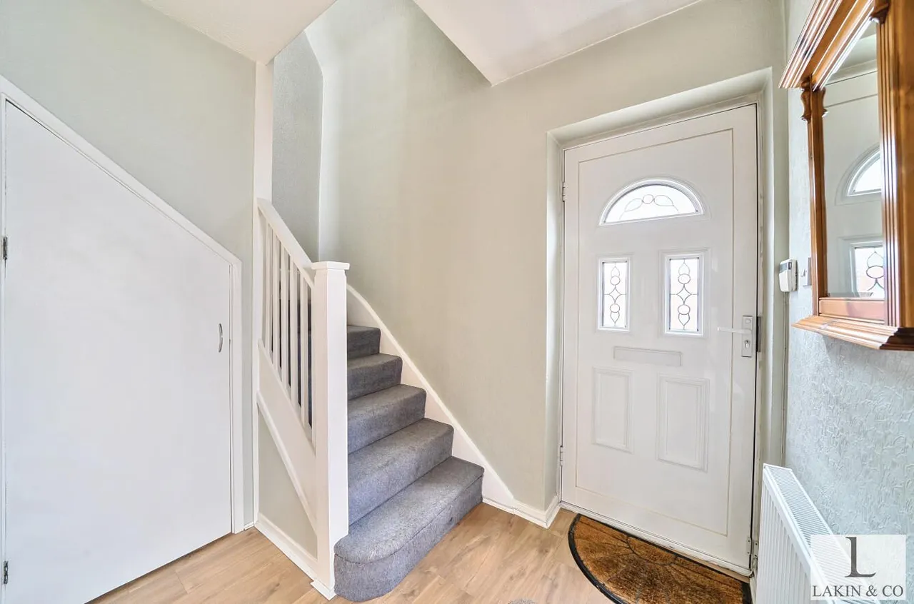 Ashbury Drive, Ickenham, UB10 8BN, photo 10