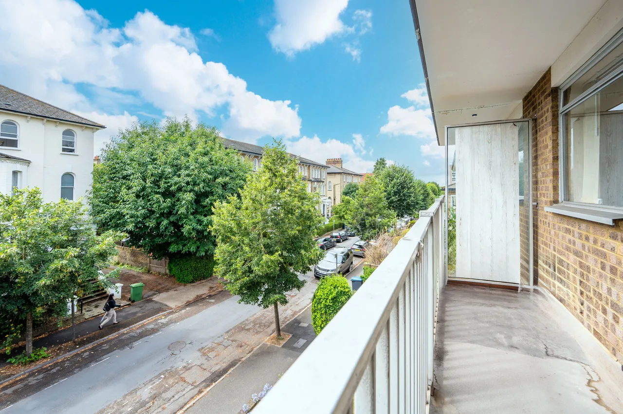 11 Riverdene Court, 21 Grove Road, Surbiton, photo 4