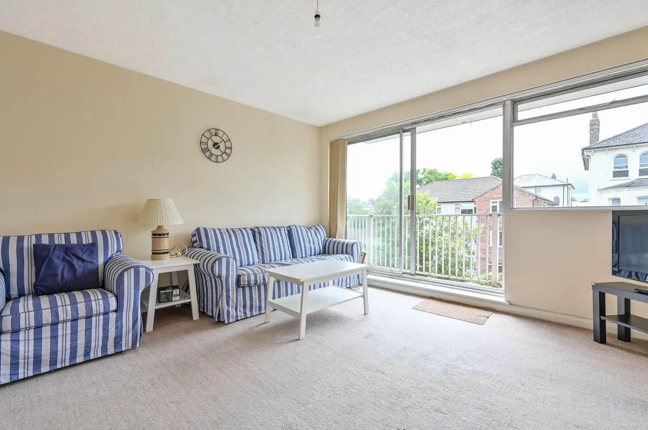 11 Riverdene Court, 21 Grove Road, Surbiton, photo 6