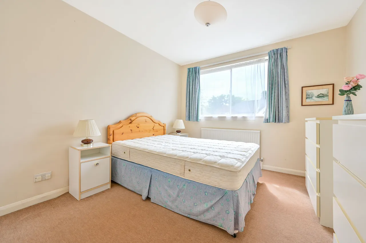 11 Riverdene Court, 21 Grove Road, Surbiton, photo 5