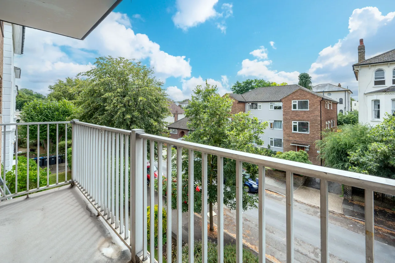 11 Riverdene Court, 21 Grove Road, Surbiton, photo 7