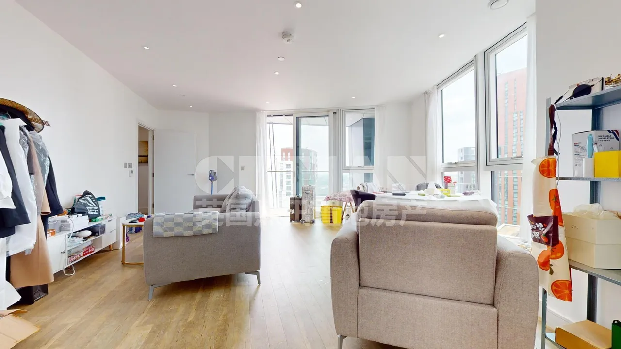Wandsworth Road, Nine Elms, SW8, photo 5